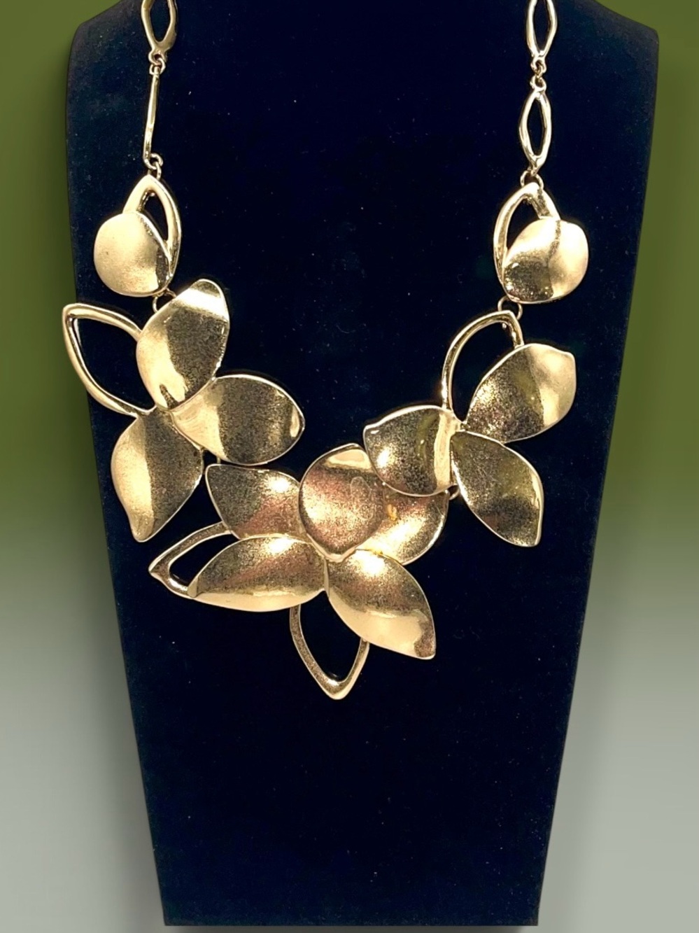 New York & Company Polished Gold Tone Floral Botanical Statement Bib Necklace